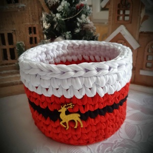 Mikulásos tároló, Karácsony, Karácsonyi lakásdekoráció, Ünnepi asztaldekoráció, Horgolás, MESKA