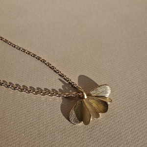 Minimalista virág alakú ezüst ékszerszett - ékszer - ékszerszett - Meska.hu