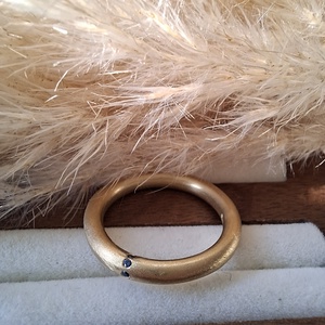 Aranyozott ezüst gyűrű kék zafírral - ékszer - gyűrű - kerek gyűrű - Meska.hu