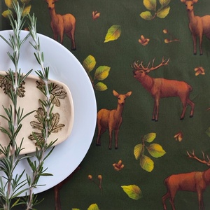 Asztali futó - VADVILÁG - szarvasbőgés, zöld- nagy méret - otthon & életmód - lakástextil - abrosz, terítő - étkezőabrosz - Meska.hu