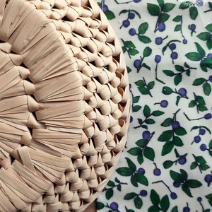 Asztali futó - áfonya, beige színben - nagy méret - otthon & életmód - lakástextil - abrosz, terítő - étkezőabrosz - Meska.hu