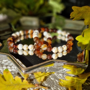 Achát, préselt kagylógyöngy uniszex karkötő  - ékszer - karkötő - ásványkarkötő - Meska.hu