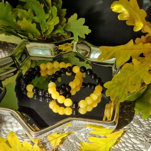 Ónix és mézkalcit karkötő  - Meska.hu