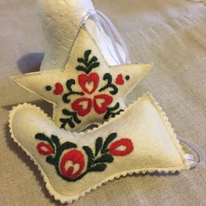 Szűrhímzéses csizma, 2. - karácsony - karácsonyi lakásdekoráció - karácsonyfadíszek - Meska.hu Szűrhímzéses csizma, 2. - karácsony - karácsonyi lakásdekoráció - karácsonyfadíszek - Meska.hu