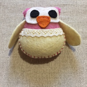 Bagoly barátok gyapjúfilcből - otthon & életmód - dekoráció - dísztárgy - Meska.hu