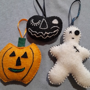 Halloween díszek ( tök, wooduu baba), Otthon & Életmód, Dekoráció, Halloween, Halloweeni dekoráció, Hímzés, MESKA