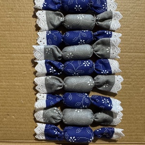 Kék- Szürke kékfestő textil szaloncukor - karácsony - karácsonyi lakásdekoráció - karácsonyfadíszek - Meska.hu