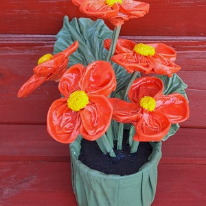 Kisvirágok zöld tartóban - otthon & életmód - dekoráció - Meska.hu