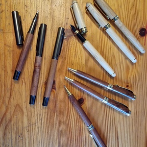 Elegáns tollak  - Meska.hu