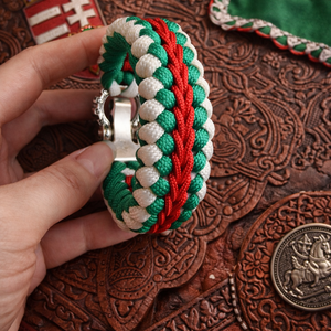 Magyar nemzeti színű karkötő  - Meska.hu