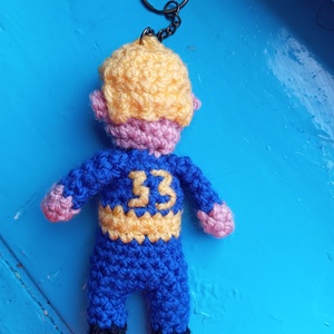 Horgolt vault boy kulcstartó  - táska & tok - kulcstartó & táskadísz - kulcstartó - Meska.hu