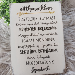 Otthonunkban festett fatábla - otthon & életmód - dekoráció - fali és függő dekoráció - falra akasztható dekor - Meska.hu