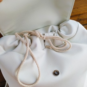 Fehér-bézs textilbőr hátizsák - táska & tok - hátizsák - hátizsák - Meska.hu