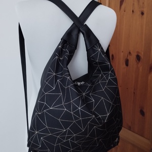 Fekete textilbőr hátizsák  - Meska.hu