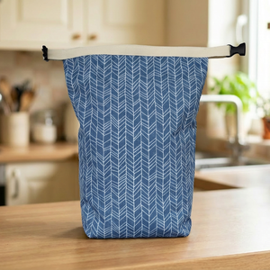 Kék geometriai mintás lunch bag - táska & tok - uzsonna- & ebéd tartó - ebéd tasak, doboz - Meska.hu