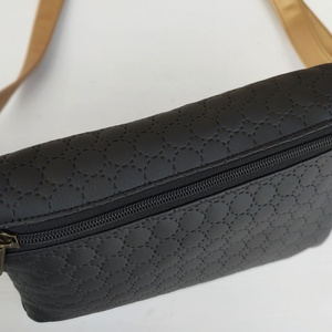 Fekete- geometriai mintás textilbőr övtáska  - táska & tok - övtáska - Meska.hu