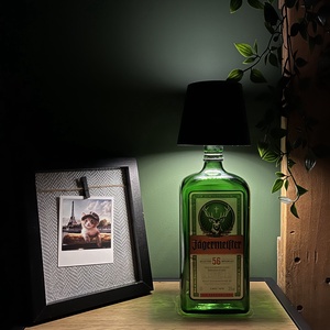 Jagermeister éjjeli lámpa, Otthon & Életmód, Lámpa, Asztali lámpa, Üvegművészet, Újrahasznosított alapanyagból készült termékek, MESKA