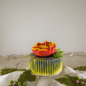 Virágos tortácska gyertya - vibráló narancssárga - otthon & életmód - gyertya, illat, aroma - gyertya - Meska.hu