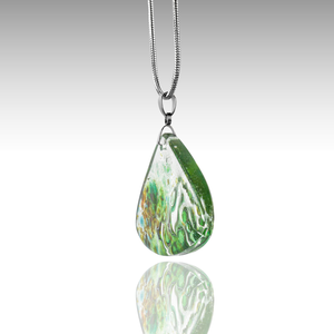 Hűs erdő szélén üveg kézműves nyaklánc, Ékszer, Nyaklánc, Medálos nyaklánc, Üvegművészet, MESKA