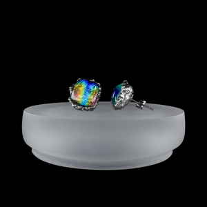 Szivárvány fény dichroic üveg bedugós fülbevaló, Ékszer, Fülbevaló, Pötty fülbevaló, Ékszerkészítés, Üvegművészet, MESKA