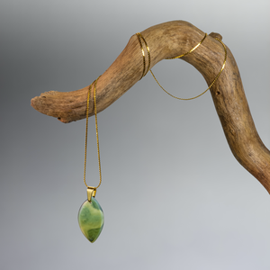 Kétarcú selyemlevél üveg levél medál nyaklánccal, Ékszer, Nyaklánc, Medálos nyaklánc, Ékszerkészítés, Üvegművészet, MESKA