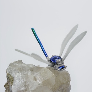 Kék szitakötő hegyikristályon dekoráció, műalkotás, dísztárgy - otthon & életmód - dekoráció - dísztárgy - Meska.hu