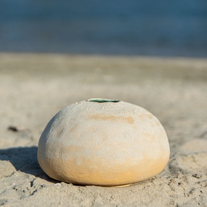 Egyedi, kerek váza - gömböc, Otthon & Életmód, Dekoráció, Virágdísz és tartó, Váza, Kerámia, Agyagozás, MESKA