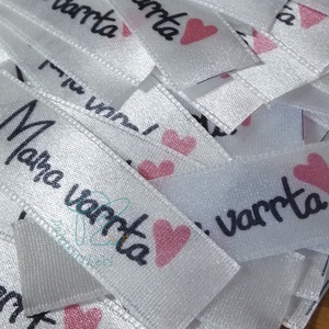 Mama varrta szaténcímke 15x60 mm, Otthon & Életmód, Lakástextil, Varrókellék, Mindenmás, MESKA