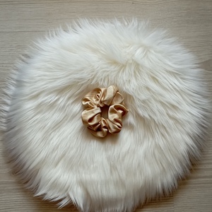 Arany scrunchie hajgumi - Meska.hu