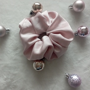 Scrunchie hajgumi maxi méret - ruha & divat - hajdísz & hajcsat - hajgumi - Meska.hu