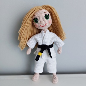 amigurumi karatés lány - játék & sport - baba & babaház - öltöztethető baba - Meska.hu