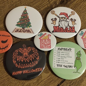 Grinch napirend kitűző - ékszer - kitűző és bross - kitűző - Meska.hu