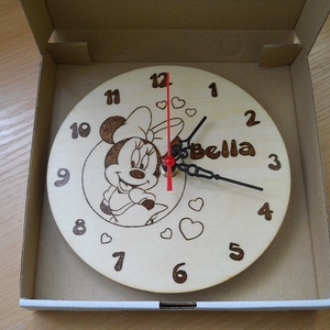 Minnie egeres pirogravírozott óra -  - Meska.hu