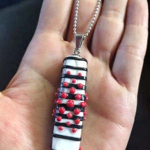 Csíkos amulett - ékszer - nyaklánc - medálos nyaklánc - Meska.hu