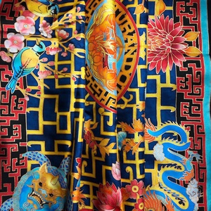 Kézzel festett selyemkendő �Chinese adventure 90x90cm (twill) - ruha & divat - sál, sapka, kendő - vállkendő - Meska.hu