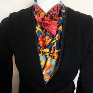 Kézzel festett selyemkendő �Chinese adventure 90x90cm (twill) - ruha & divat - sál, sapka, kendő - vállkendő - Meska.hu