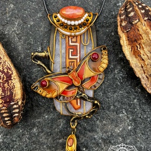 Antik pillangó nyaklánc, Ékszer, Nyaklánc, Medálos nyaklánc, Ékszerkészítés, Gyurma, MESKA