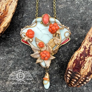 Antik málnás nyaklánc, Ékszer, Nyaklánc, Medálos nyaklánc, Ékszerkészítés, Gyurma, MESKA