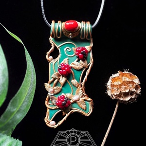 Málnás nyaklánc, Ékszer, Nyaklánc, Medálos nyaklánc, Ékszerkészítés, Gyurma, MESKA