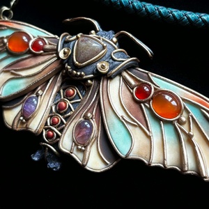 Barna pillangó nyaklánc - ékszer - nyaklánc - medálos nyaklánc - Meska.hu