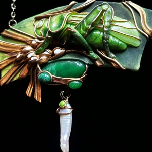 Lombszöcske nyaklánc - ékszer - nyaklánc - medálos nyaklánc - Meska.hu