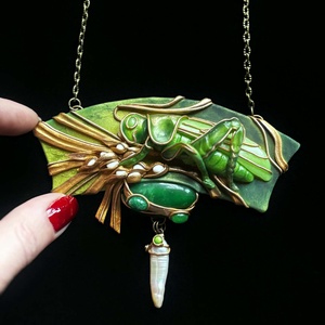 Lombszöcske nyaklánc - ékszer - nyaklánc - medálos nyaklánc - Meska.hu