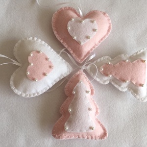  rózsaszín-fehér gyöngyös filc karácsonyfa dísz  - Meska.hu