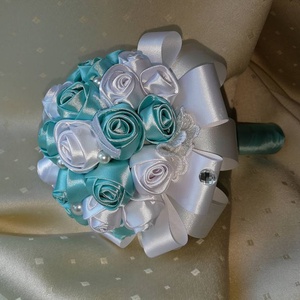 Szatén Menyasszonyi dobócsokor vagy Koszorúslány csokor vagy Ballagócsokor  - esküvő - menyasszonyi- és dobócsokor - Meska.hu