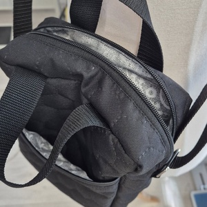 fekete kistáska/ crossbody - táska & tok - kézitáska & válltáska - vállon átvethető táska - Meska.hu