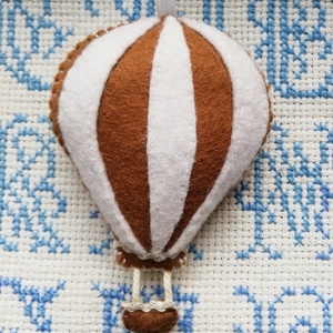 Filc mézes járművek - karácsony - karácsonyi lakásdekoráció - karácsonyi lakásdíszek - Meska.hu