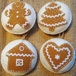 Filc mézes díszek - karácsony - karácsonyi lakásdekoráció - karácsonyfadíszek - karácsonyi lakásdekoráció - Meska.hu