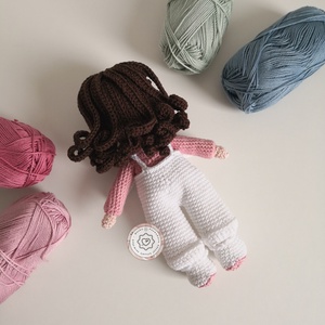 Horgolt amigurumi dekoráció, kézzel készült baba, pamutfonalból, levehető nyuszimuszi ruhával - játék & sport - baba & babaház - baba - Meska.hu
