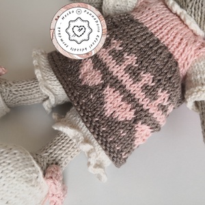 Nyuszi amigurumi figura, öltöztethető kötött nyuszika baba ruházattal, természetes anyagból készült játék és dekoráció - játék & sport - baba & babaház - öltöztethető baba - Meska.hu