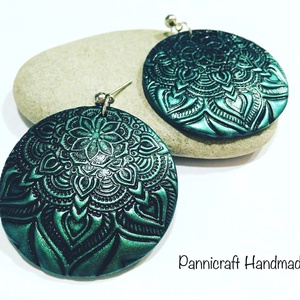 Mandala mintás gyurmafülbevaló, Ékszer, Fülbevaló, Lógó fülbevaló, Gyurma, Ékszerkészítés, MESKA
